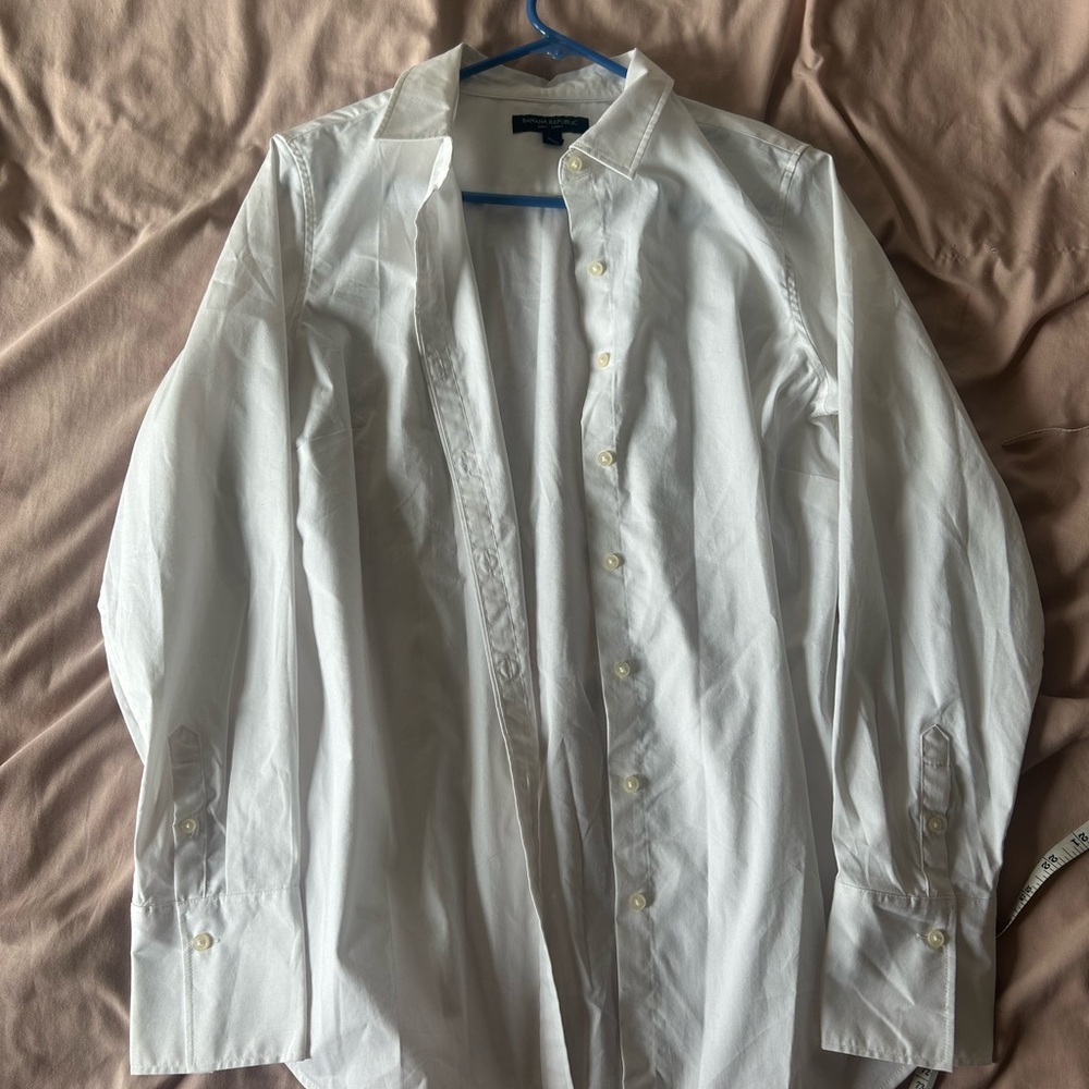 Banana Republic Classic White Dress Shirt
